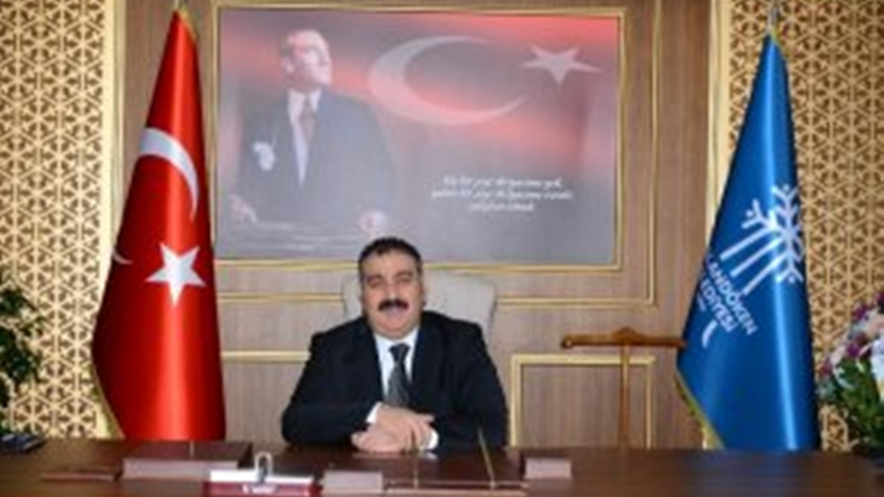 Erzincan'da Muhammet Sunar’dan Kadir Gecesi mesajı