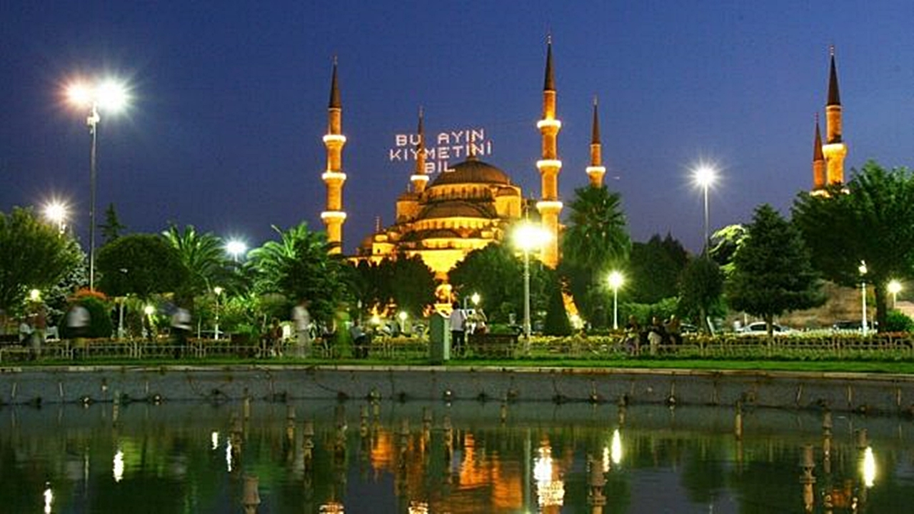 Kadir Gecesi'nde 38 bin 690 cami, sabaha kadar açık olacak!