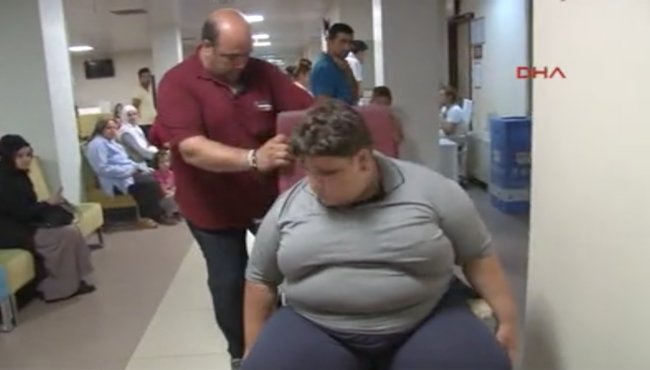 10 yaşında 165 kiloya ulaştı!