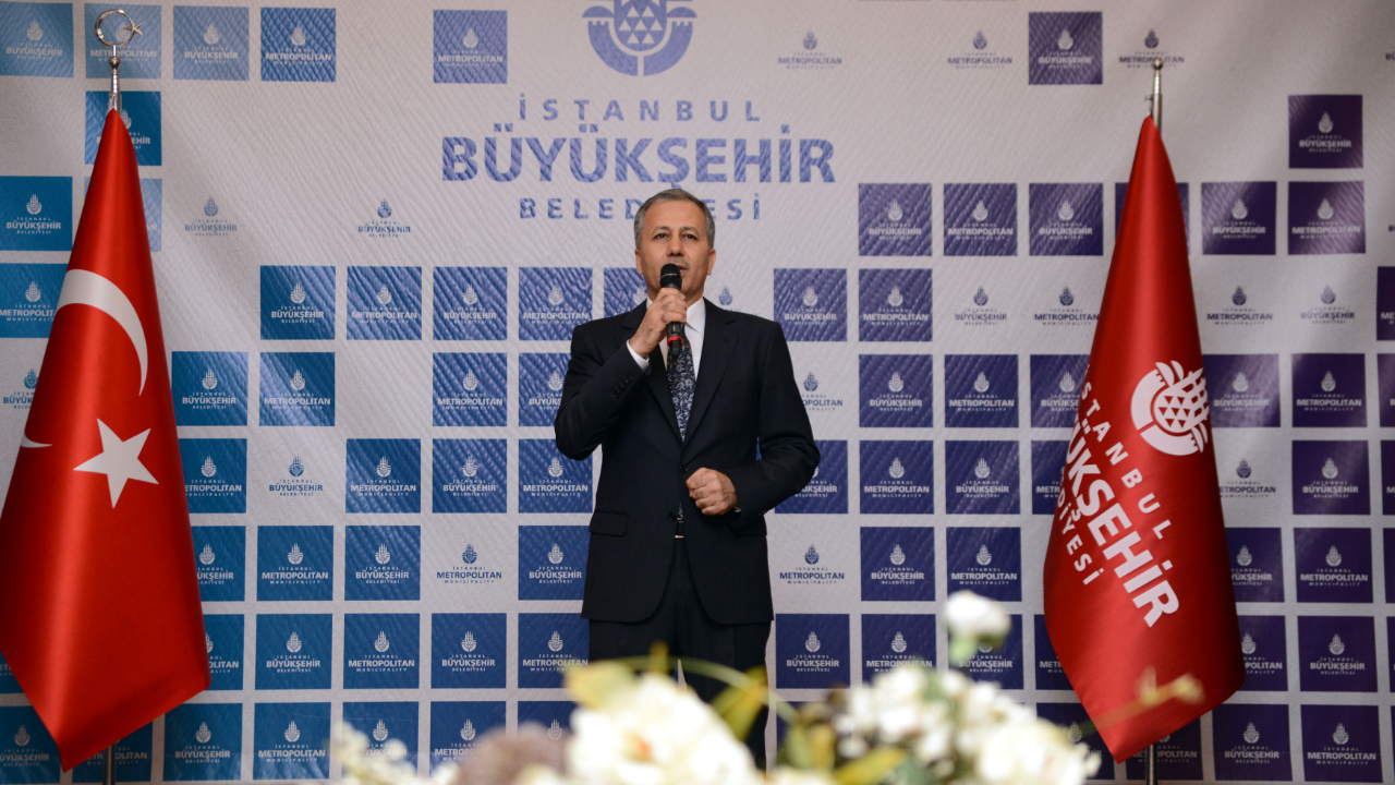 İstanbul'da Vali Ali Yerlikaya'dan yolculuğa çıkacak sürücülere uyarı