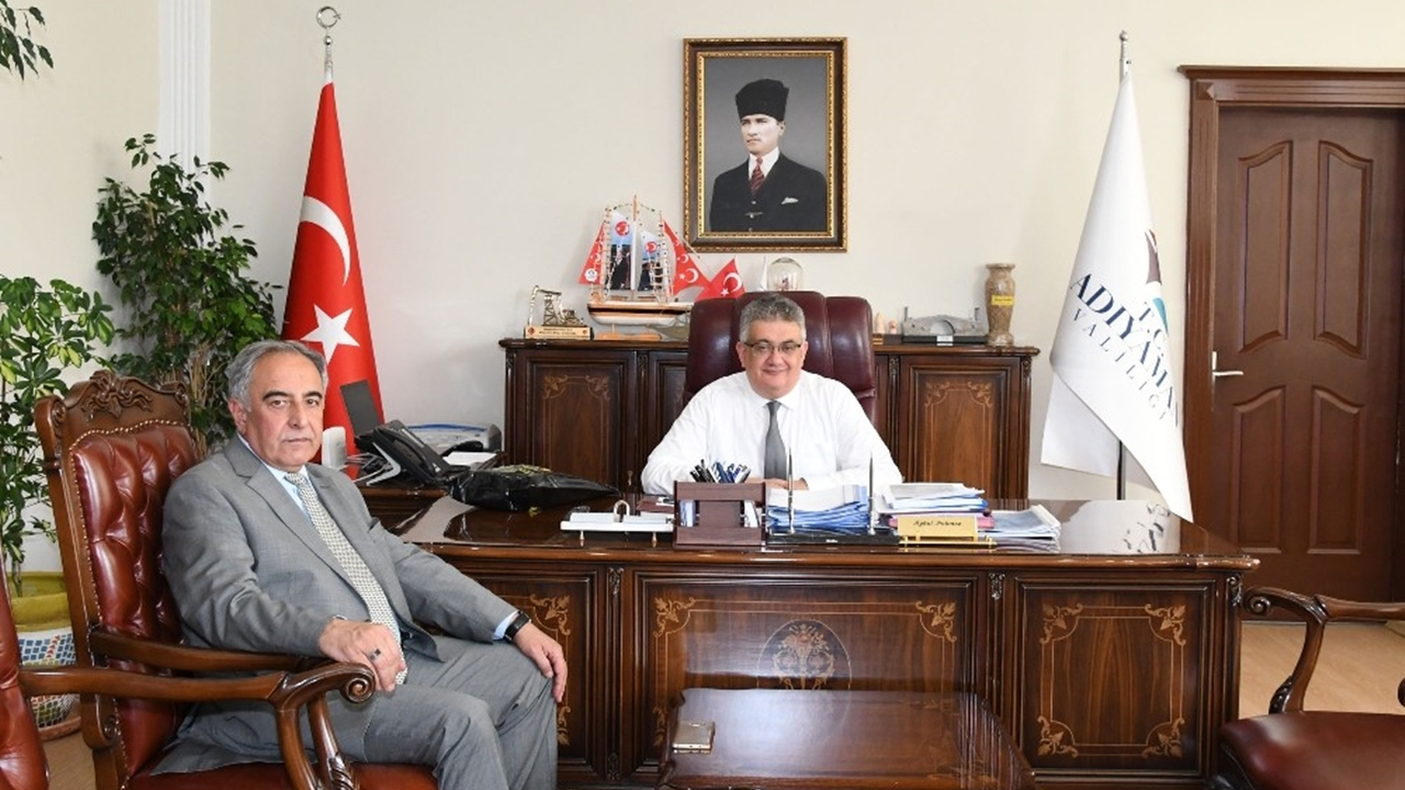Adıyaman'da Rektör Mehmet Turgut Vali Pekmez ile bir araya geldi