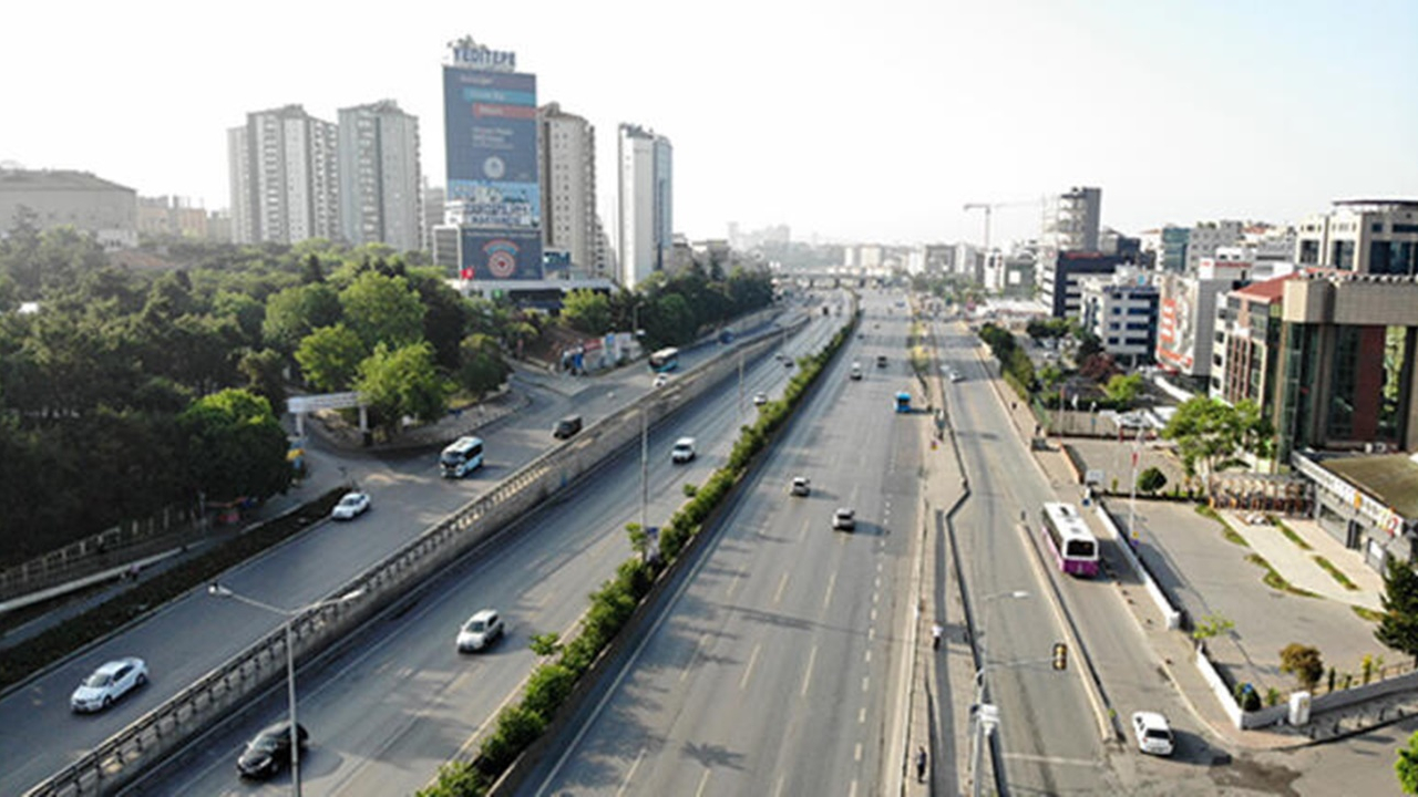 İstanbul trafiğinde şaşırtan manzara!