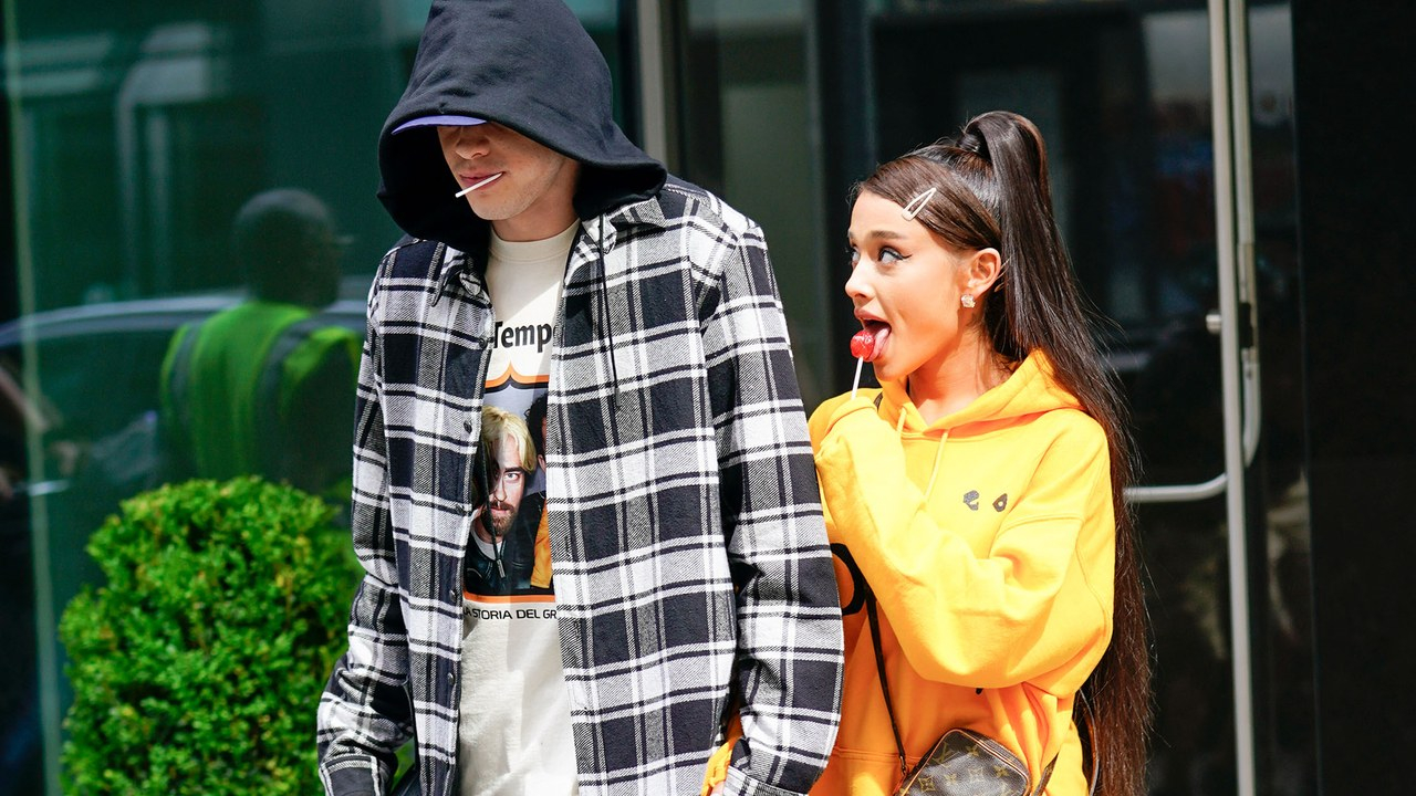 Ariana Grande'nin eski sevgilisi model oldu!