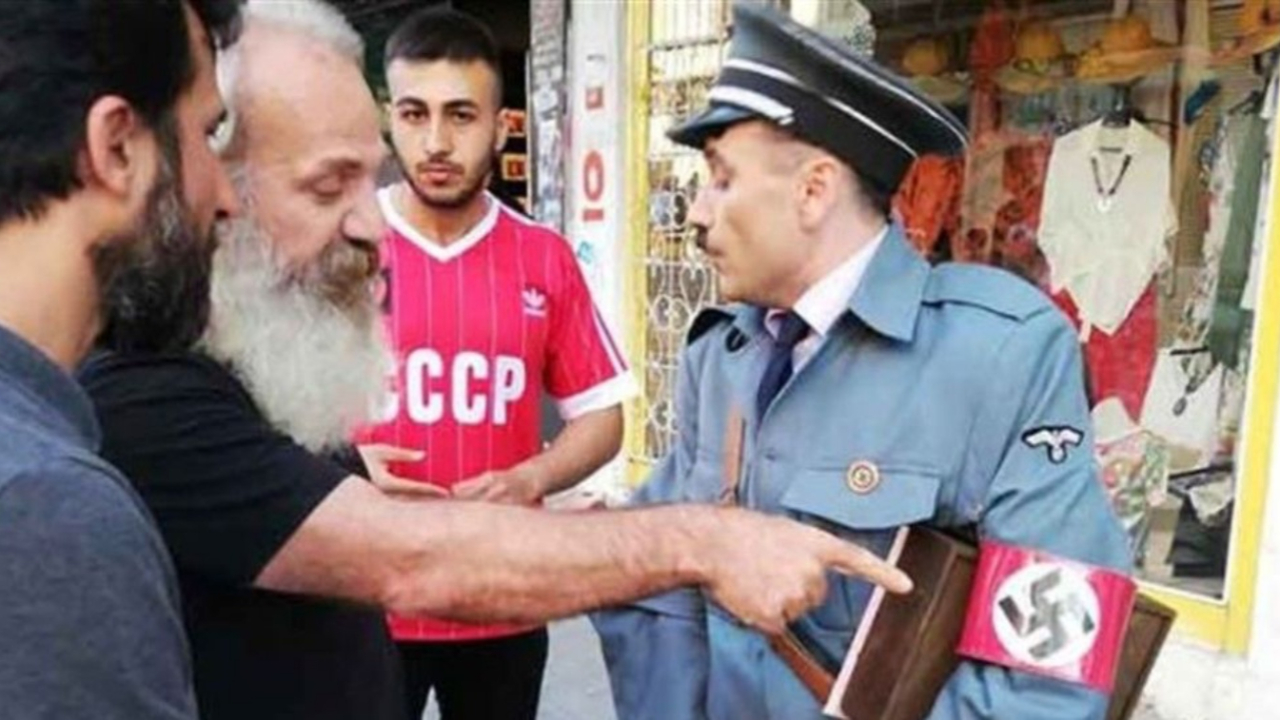 Karl Marx'ın benzerinden Hitler'in benzerine tepki!