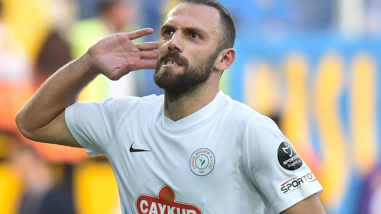 Galatasaray, Vedat Muriç ile anlaştı!