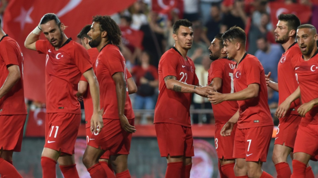 A Milli Takım liderlik için sahada!
