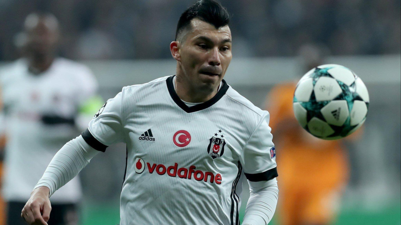 "Medel'in Boca Juniors'a geri dönme isteğini var"