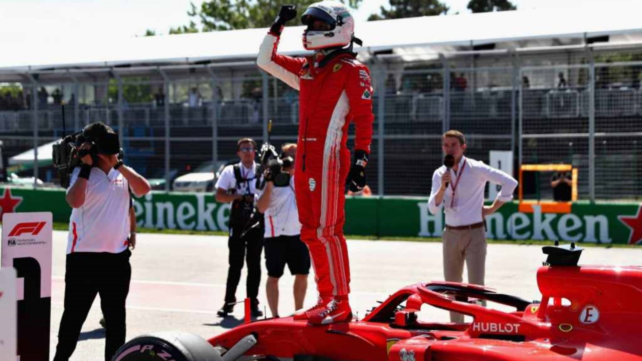 Kanada'da pole pozisyonu Vettel'in!
