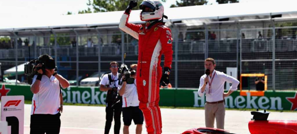 Kanada'da pole pozisyonu Vettel'in!