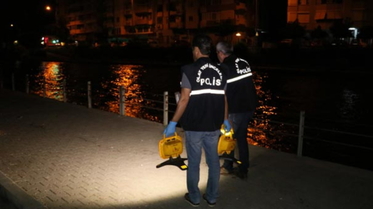 Birlikte alkol aldığı arkadaşını bıçakladı!
