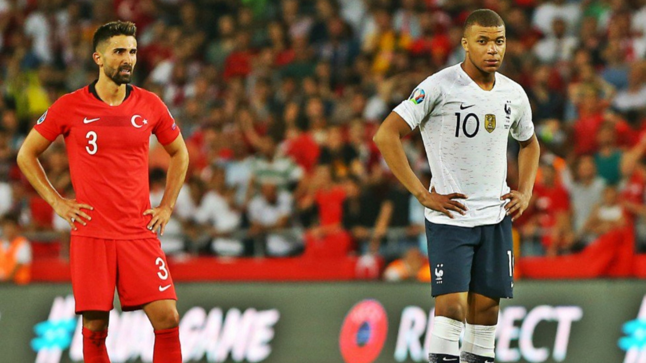 Hasan Ali Kaldırım, Mbappe'yi sahadan sildi!