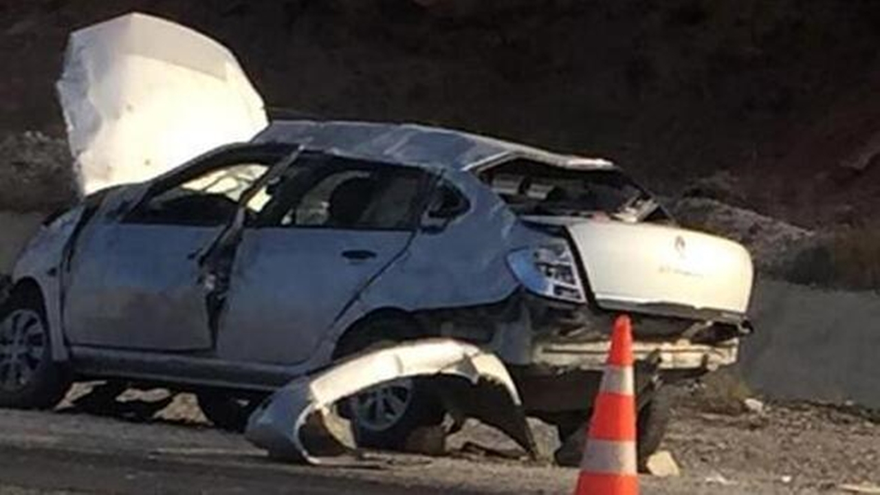 Burdur'da trafik kazası: 1'i çocuk 6 yaralı