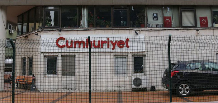 Cumhuriyet gazetesi soruşturmasında 2 kişi serbest