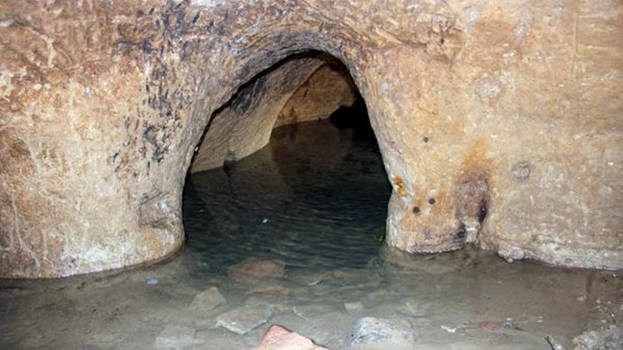 Nevşehir'de 5 bin yıllık yeraltı şehri bulundu...