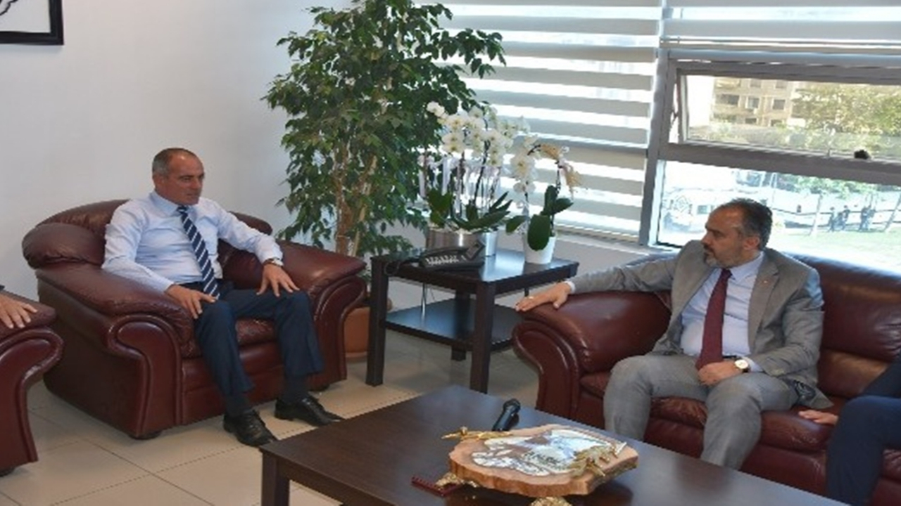 Bursa'da Alinur Aktaş’ın, Mehmet Uğur Sertaslan ziyaretinde birlik ve beraberlik mesajları