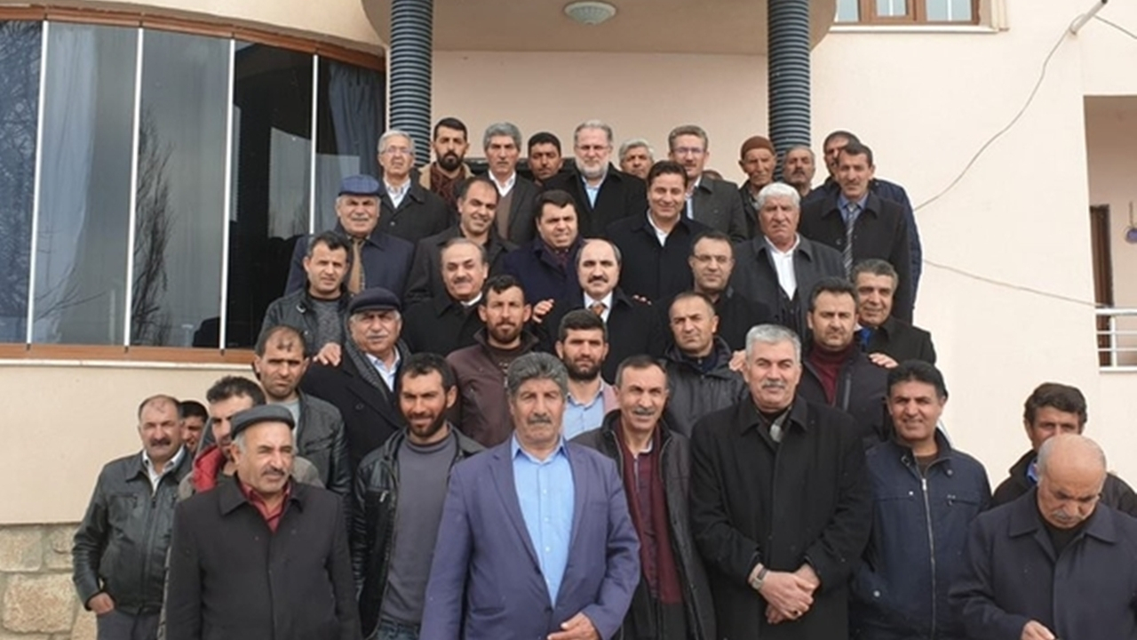 Van'da Osman Nuri Gülaçar’dan seçim çalışması