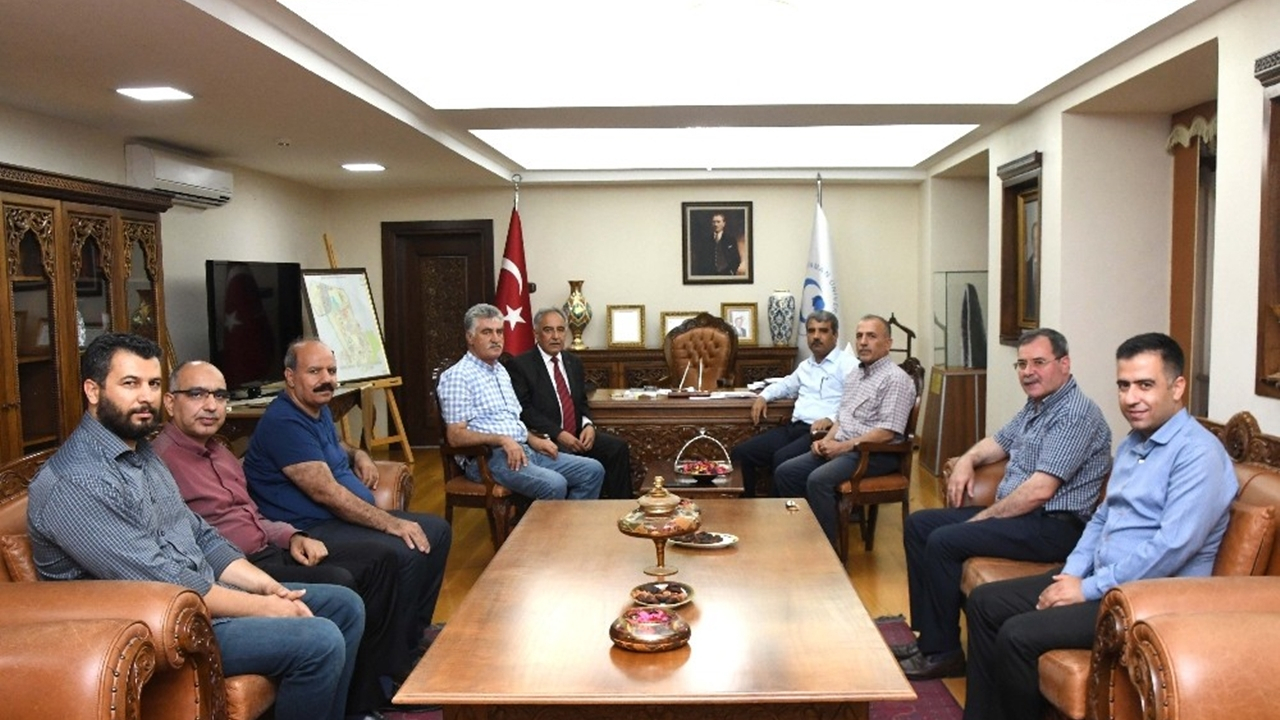 Adıyaman'da Başkan Ziya Duranay, Rektör Mehmet Turgut ile bir araya geldi