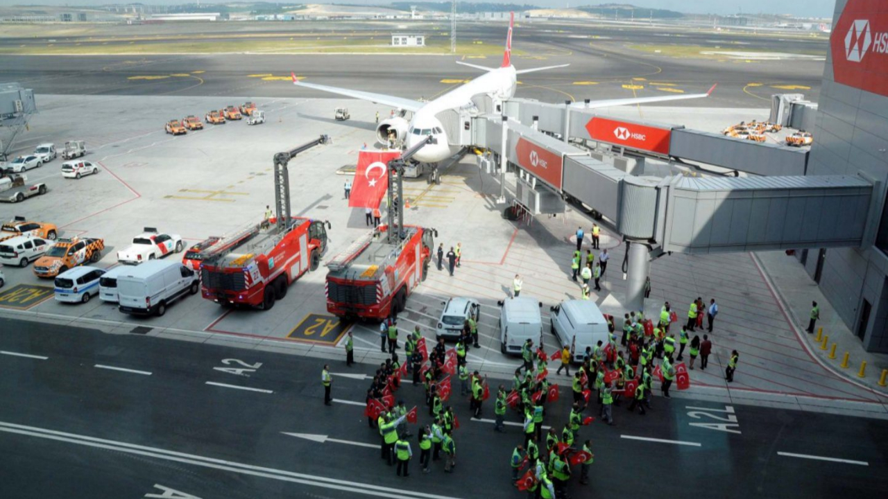 A Milli Futbol Takımı yurda döndü!