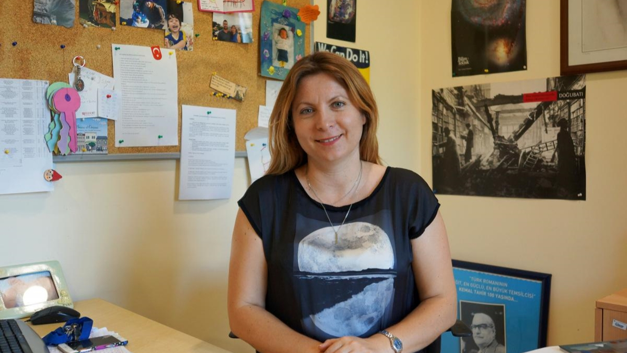 İstanbul'da Doç. Dr. Yelkin Diker: "Karne nedeniyle öğrenciye asla ceza verilmemeli"