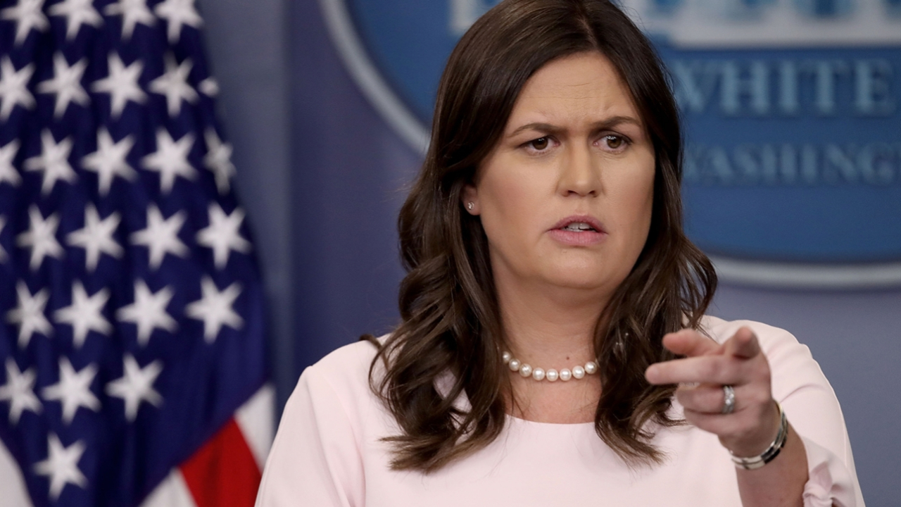 Beyaz Saray Sözcüsü Sanders görevden ayrılıyor!