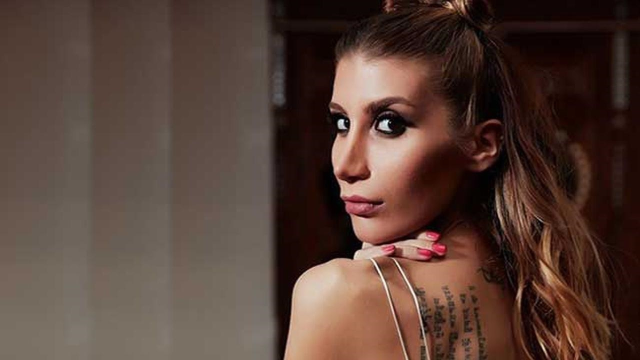 İrem Derici’den Murat Boz’a vale taşı...