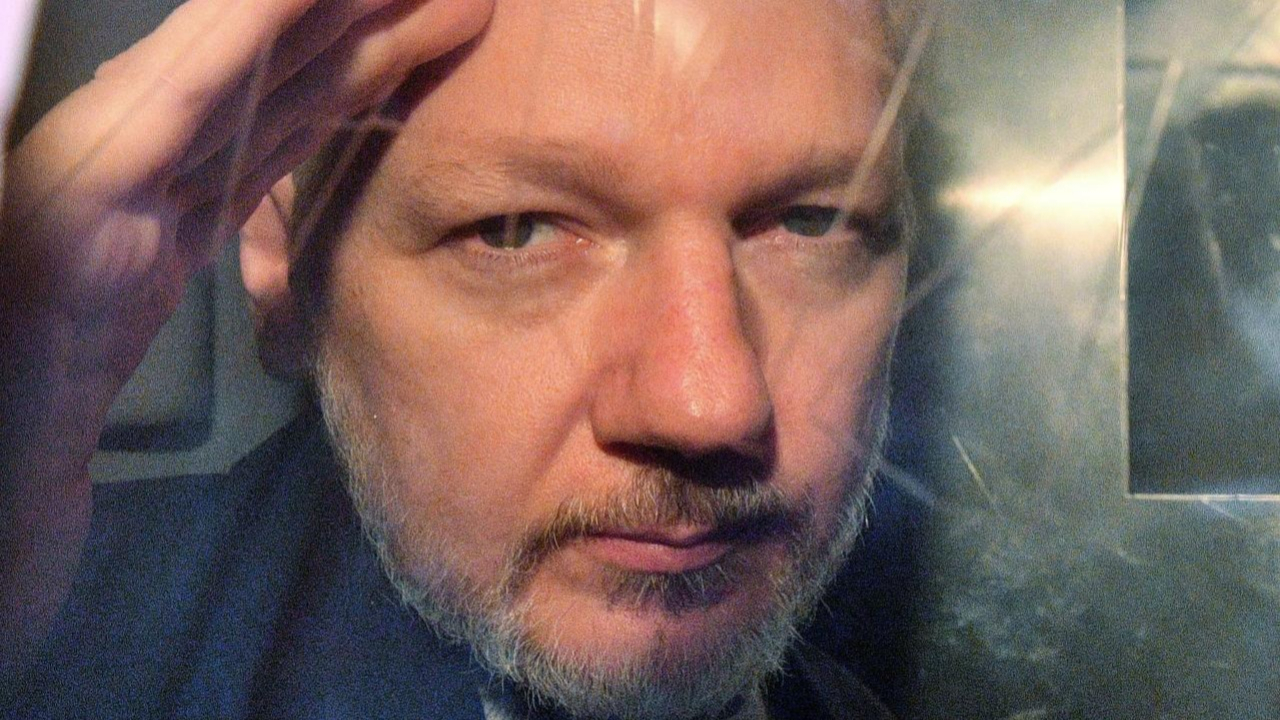 İngiltere Assange'ı ABD'ye iade ediyor!