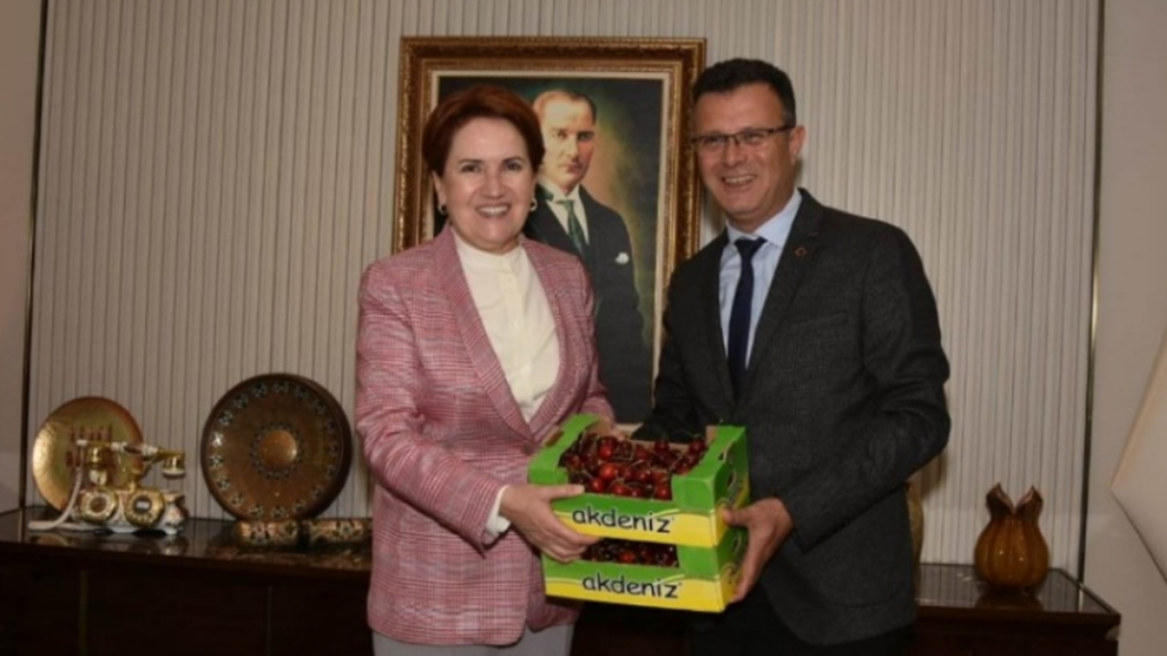 Manisa'da Başkan Ahmet Öküzcüoğlu Meral Akşener’i 5 Eylül kutlamalarına davet etti