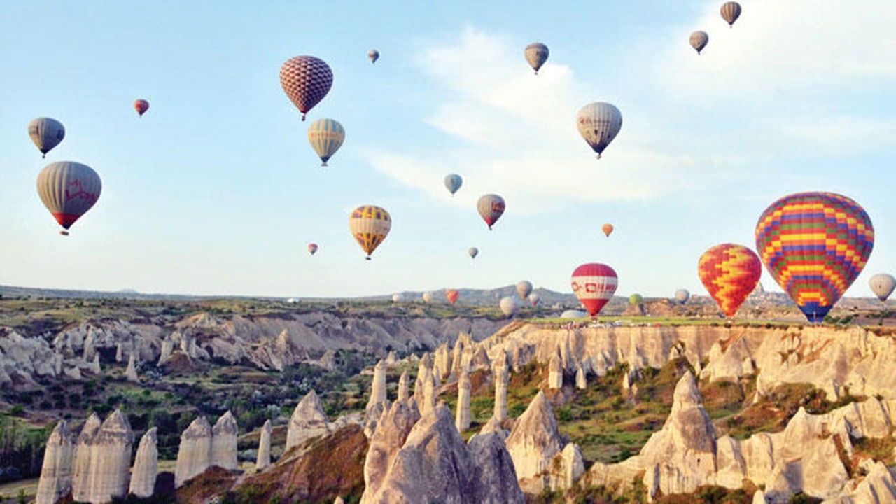 Nevşehir'de Başkan Rasim Arı, 500 kişiye balon turu hediye edecek