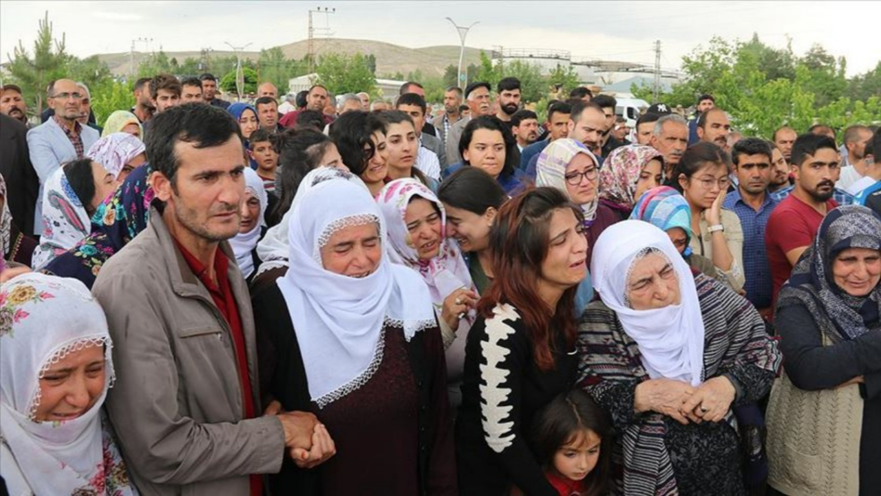 PKK'nın katlettiği işçilerden geriye 11 yetim kaldı!