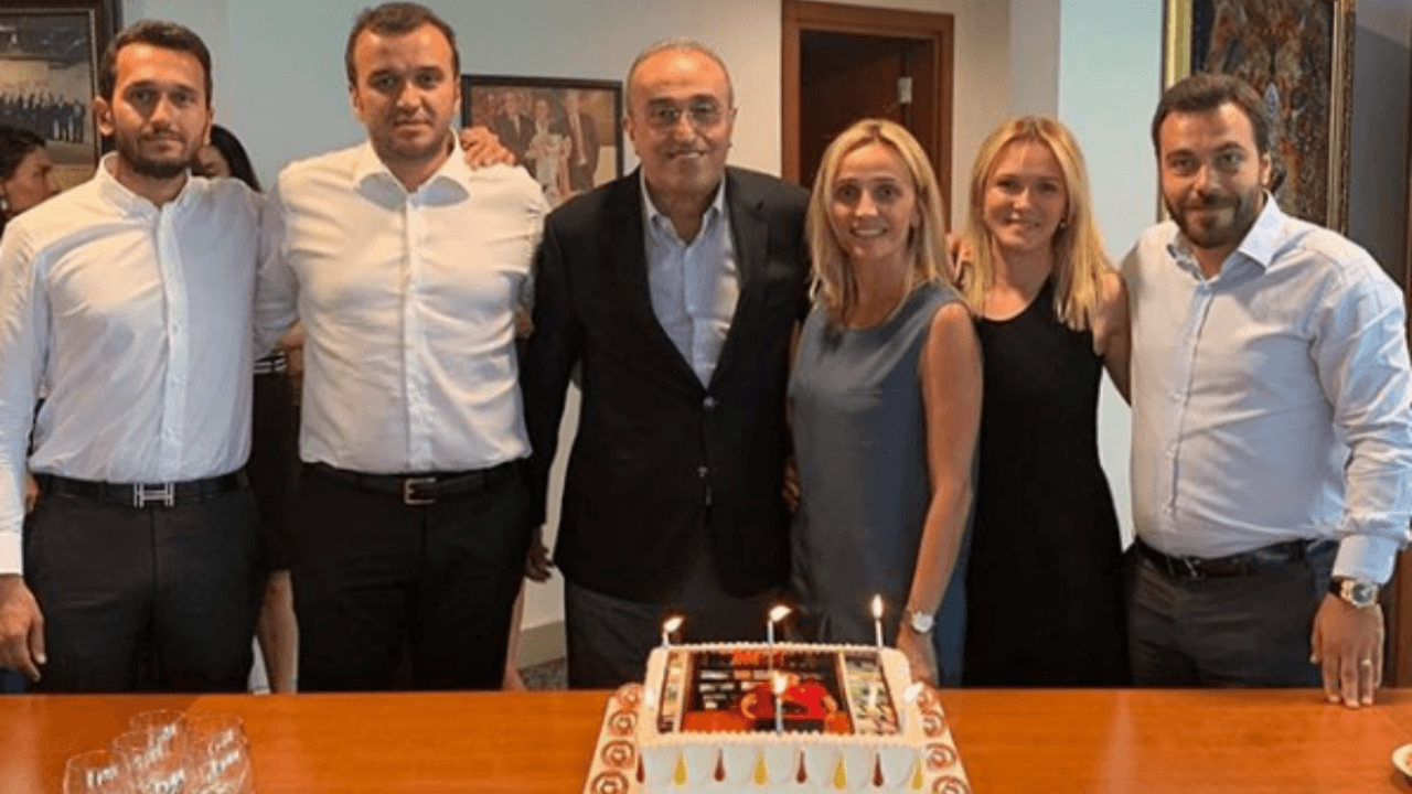 Albayrak'a doğum günü kutlaması!