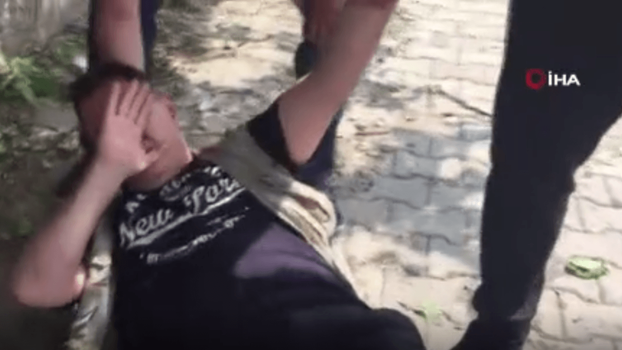 Beyaz TV ekibine çirkin saldırı saniye saniye kamerada!