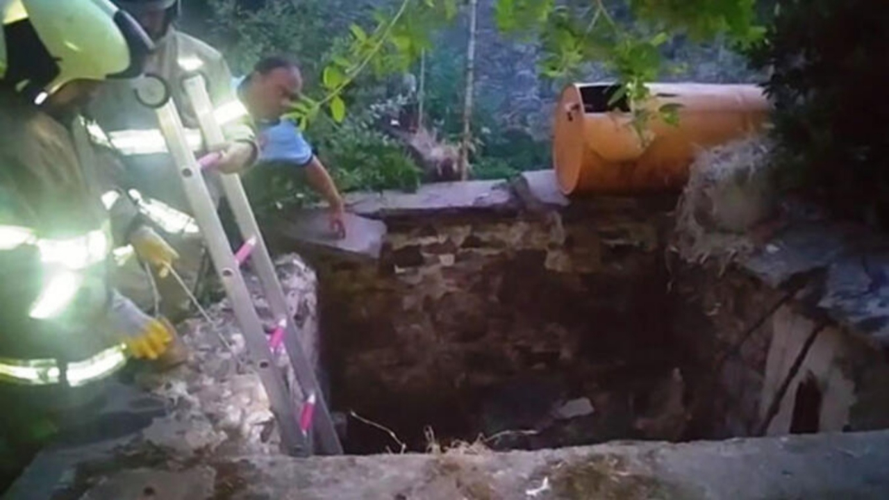 Baba ve oğlunu buradan çıkardılar!