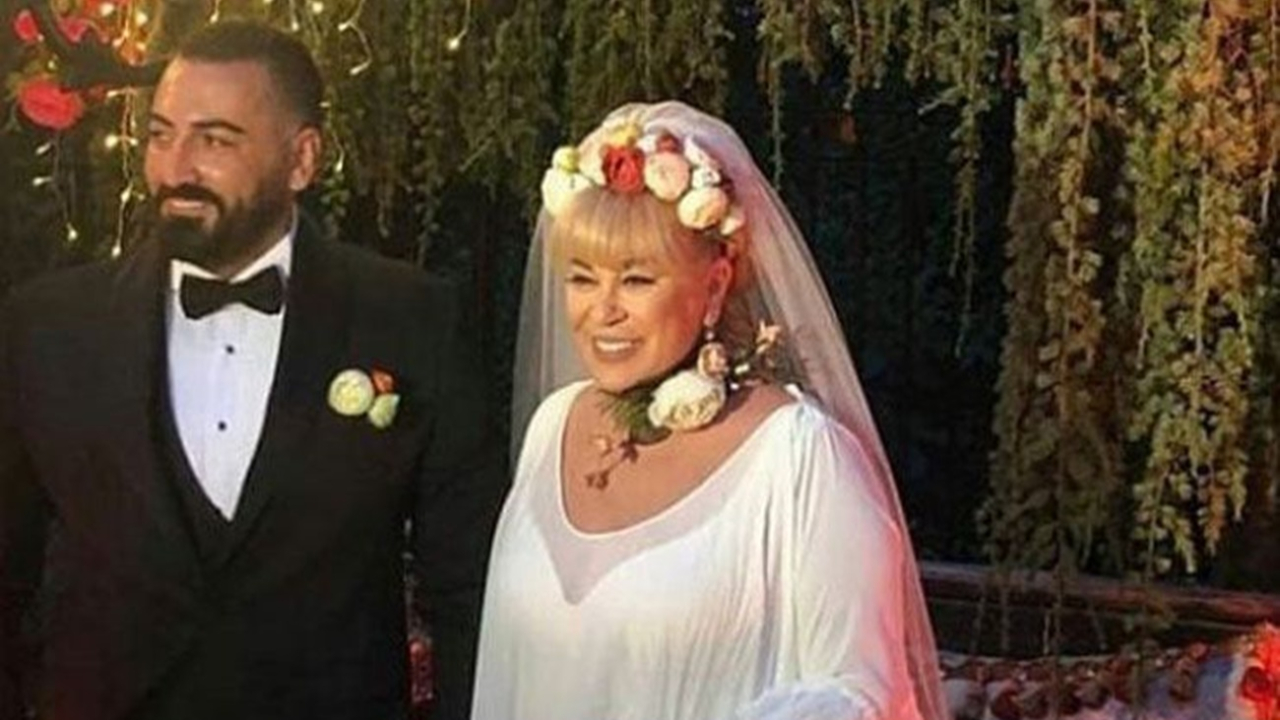 Zerrin Özer 61 yaşında evlendi!