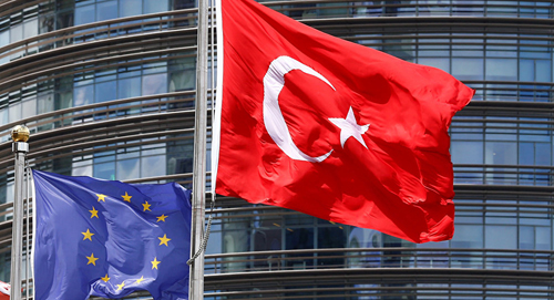 Türkiye rest çekti, Avrupa Birliği alttan aldı