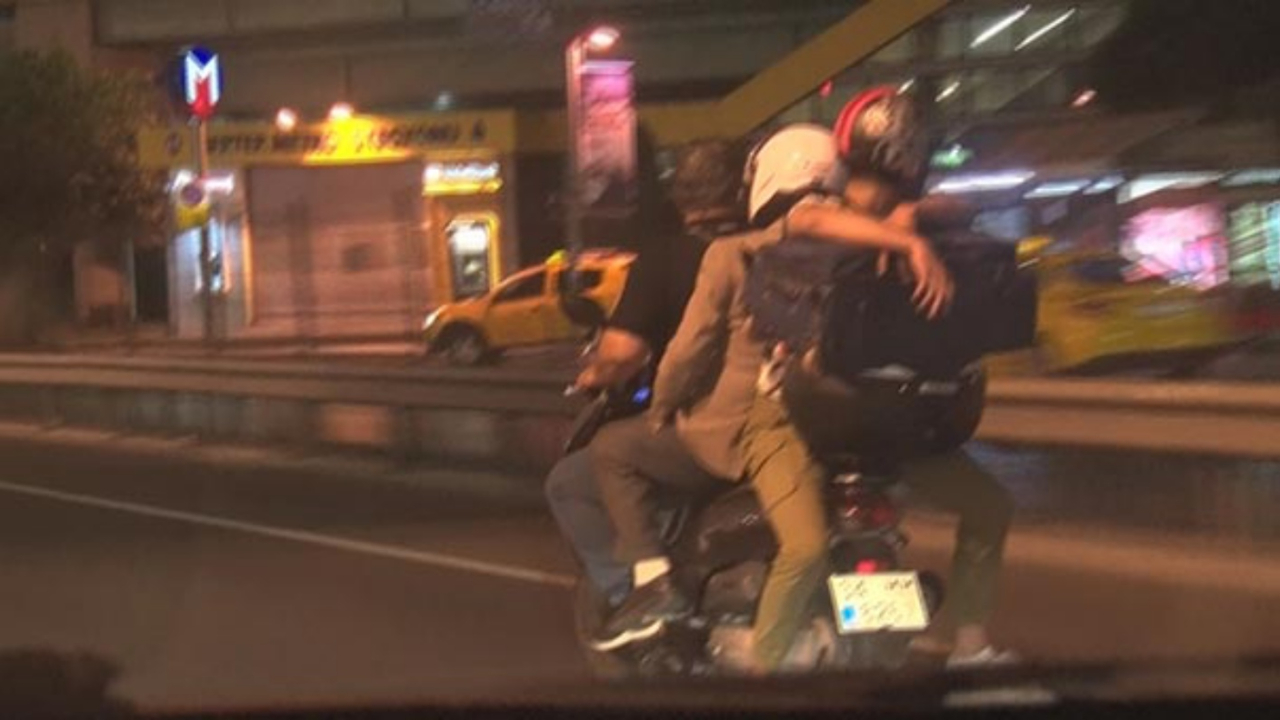Canlarını hiçe sayıp böyle yolculuk ettiler!