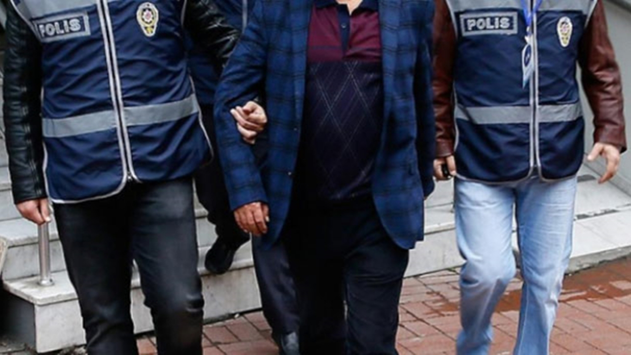 Adıyaman merkezli FETÖ/PDY baskını: 15 gözaltı