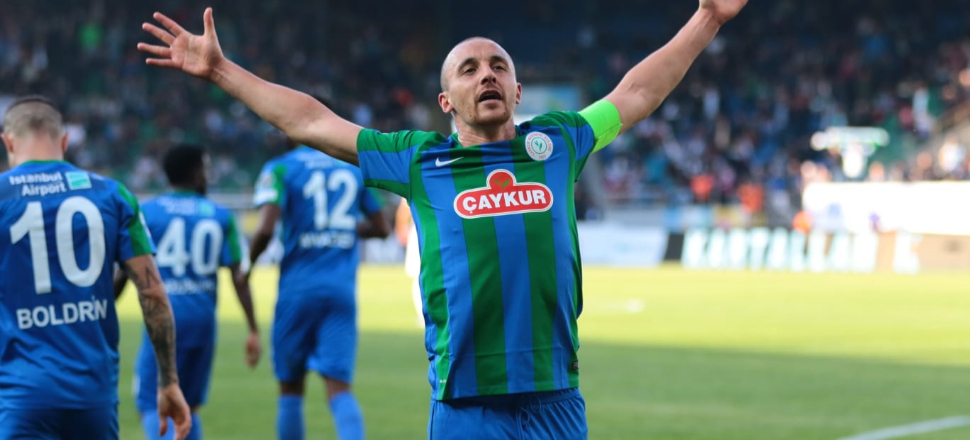 Aatif, Rizespor'dan ayrıldığını böyle duyurdu!