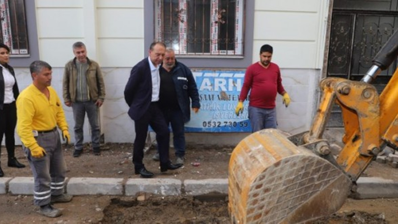 Manisa'da Başkan Çetin Akın gece çalışmalarını yerinde inceledi