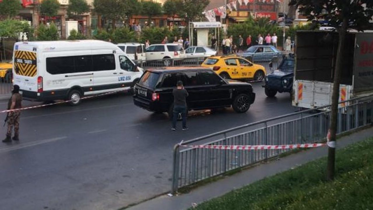İstanbul'da lüks cipe kurşun yağdırdılar...