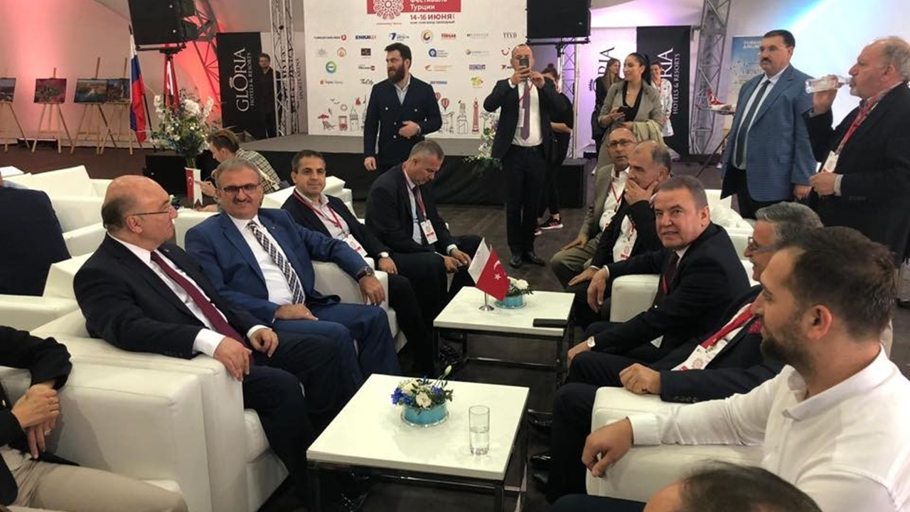 Antalya'da Başkan Muhittin Böcek, “Antalya turizmini ileriye taşımak için çalışacağız”