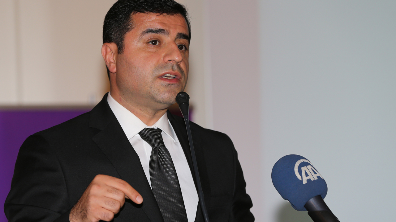Demirtaş, İmamoğlu için HDP'lilerin oyunu istedi!