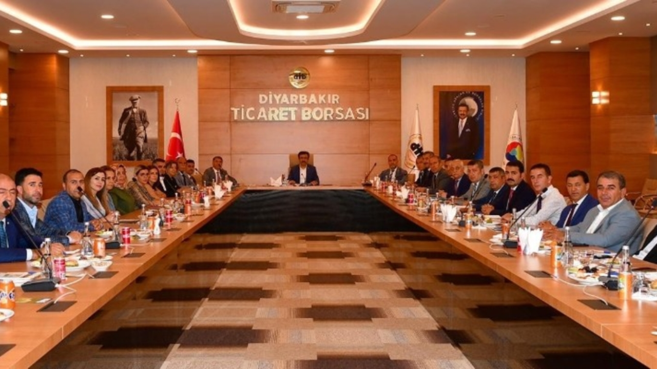 Diyarbakır'da Vali Hasan Basri Güzeloğlu: “Zayıf, eksik kısımlarımızı güçlendirmeliyiz”