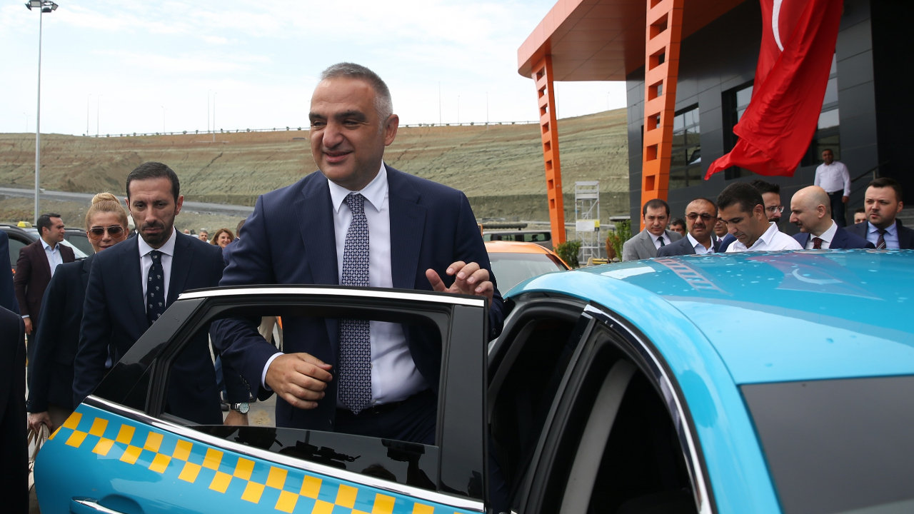 İBB taksicilere "Turizm Elçiliği" eğitimi verecek!