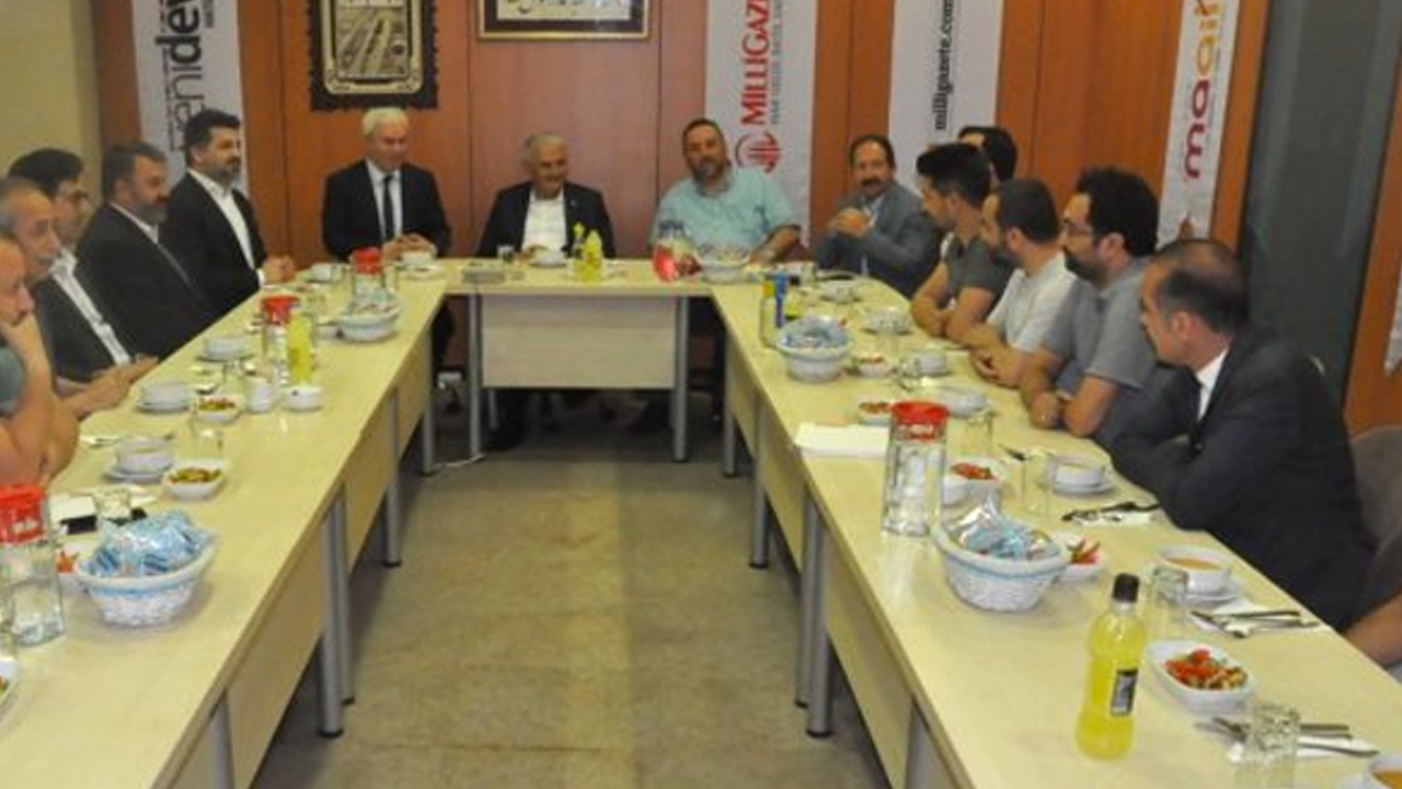 Binali Yıldırım Milli Görüşçülerin gönlünü aldı