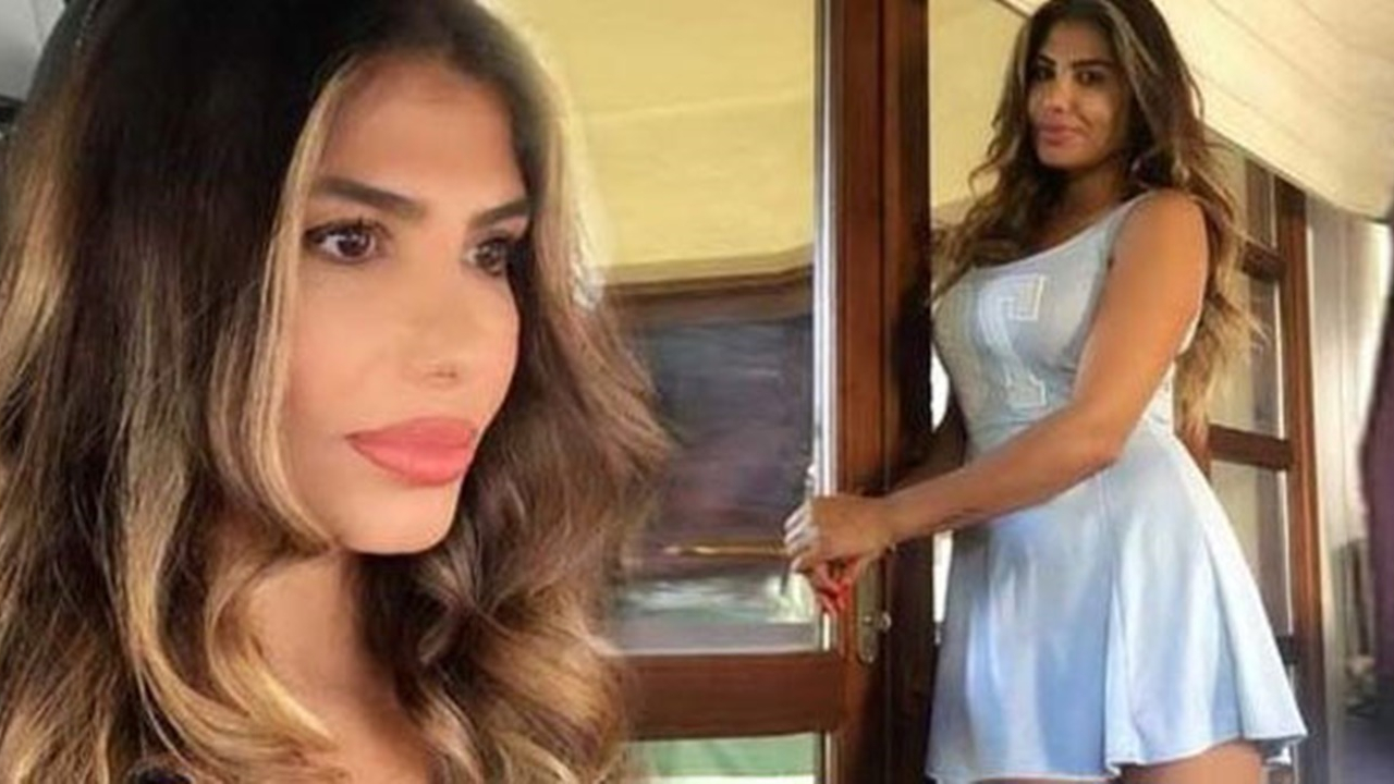 Şarkıcı Hatice bikinili pozlarıyla olay oldu!