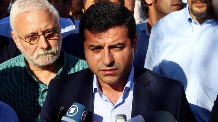 HDP Eşlerinden Selahattin Demirtaş'a soruşturma