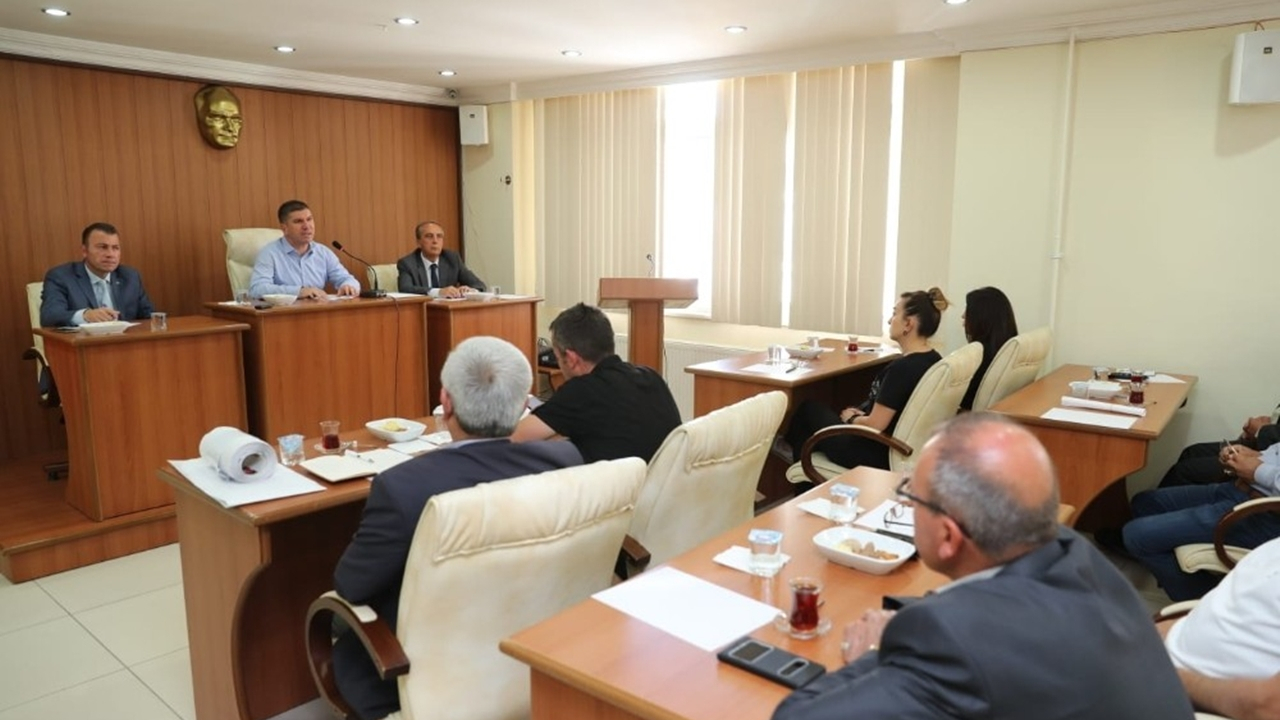 Burdur'da Başkan Ali Orkun Ercengiz: "Yurttaşımızın taleplerinin arttığı bir dönemdeyiz"