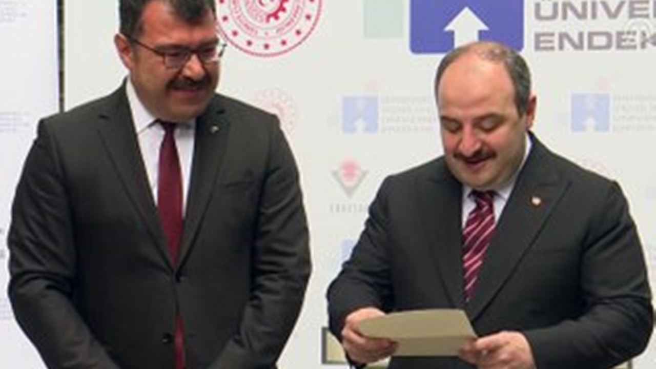 Ankara'da Bakan Mustafa Varank, en girişimci ve yenilikçi üniversiteleri açıkladı