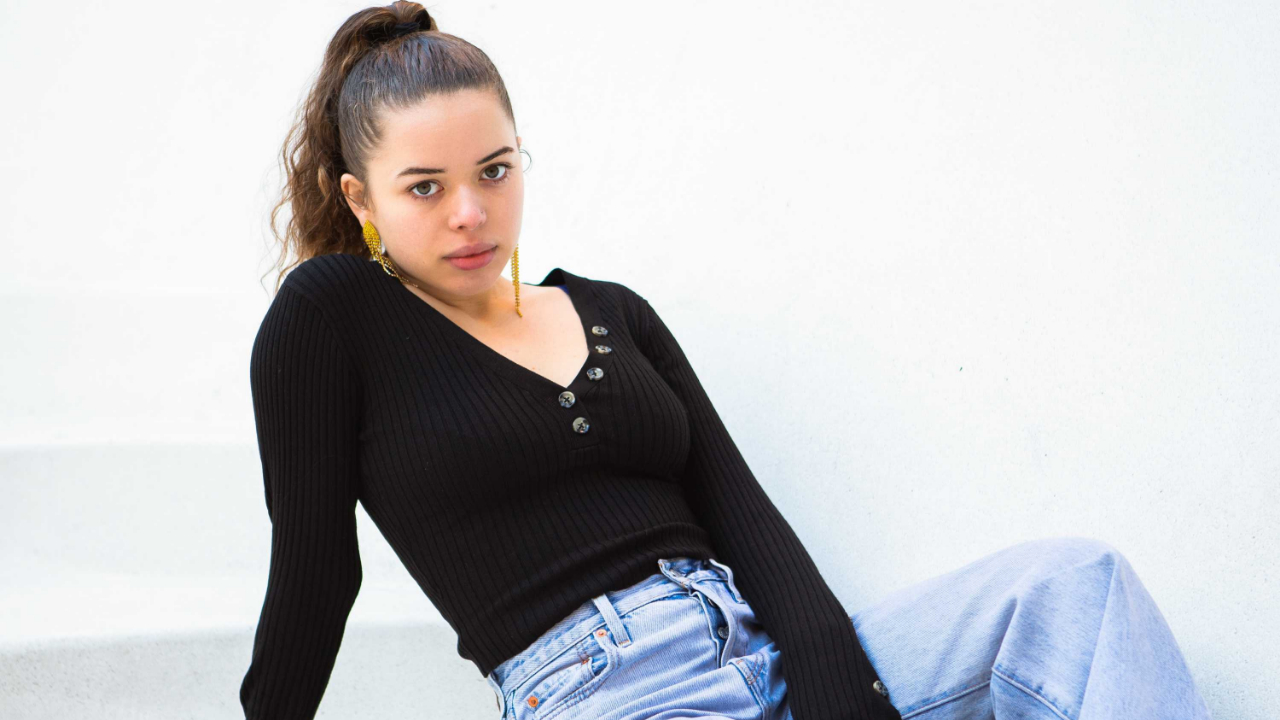 Nilüfer Yanya'dan İstanbul manzaralı klip!