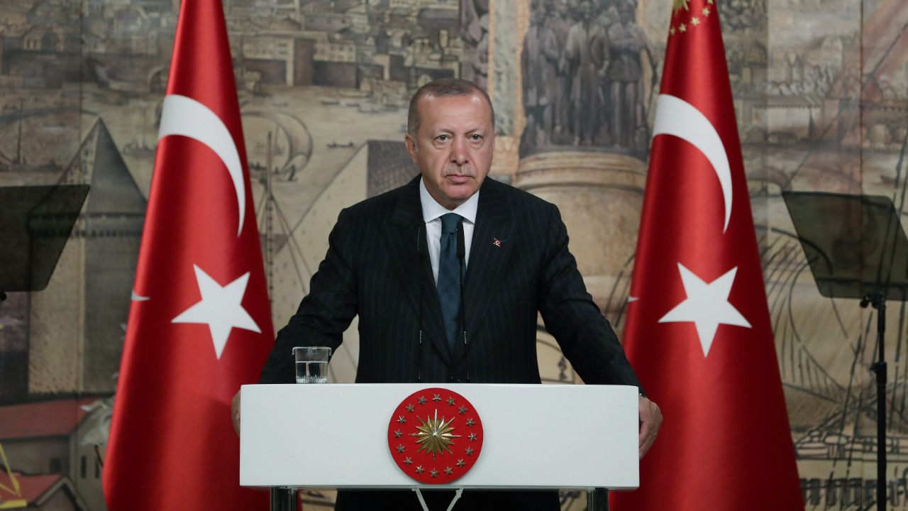 Erdoğan: Anketlerde manipülasyon var. Sipariş üzerine yapılıyor!